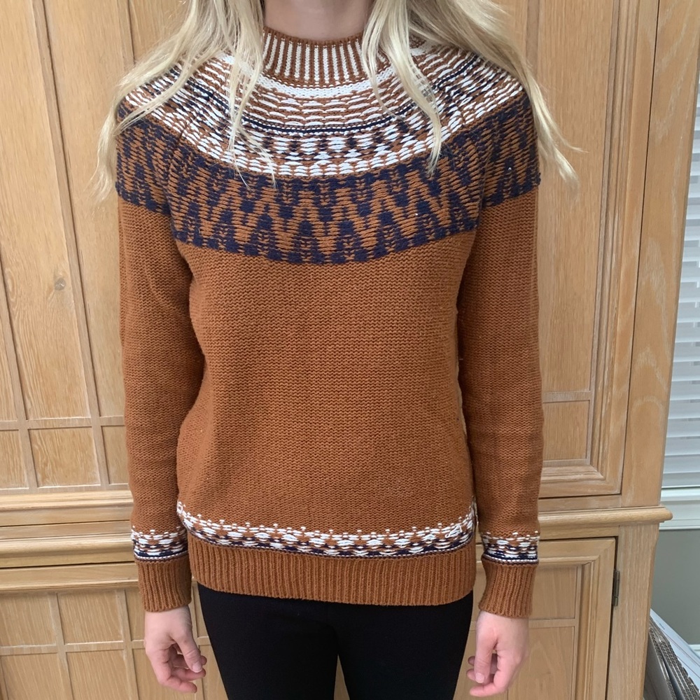 Gap brown detailed sweater size S